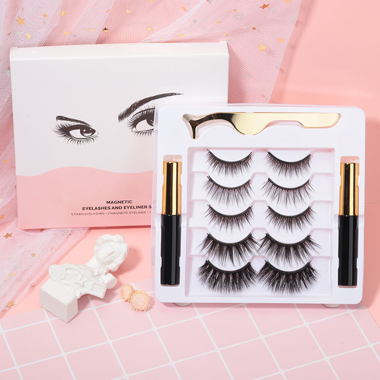 Lashes Mink Faux sing Paling Apik kanggo Tampilan Alami Nanging Glam?